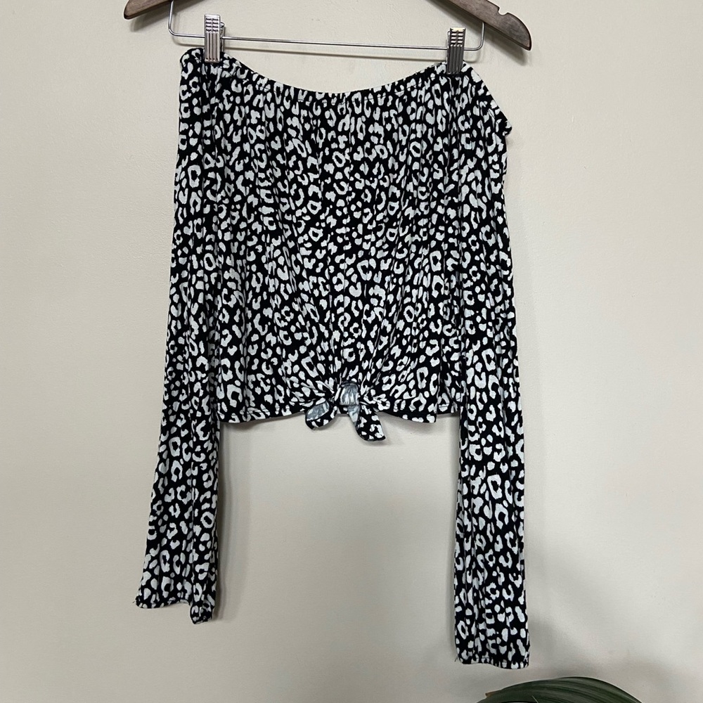 🔸 Ardene 🔸 off the shoulder top